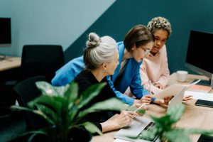 How Women Entrepreneurs Build Impactful Logos Through Storytelling